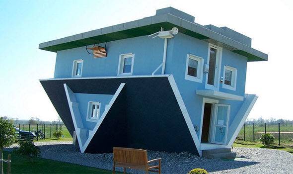 house upside down, Germany